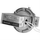 Honeywell, Inc. V48A2185 1-1/2 inch Diaphragm Gas Valve, 120 Vac